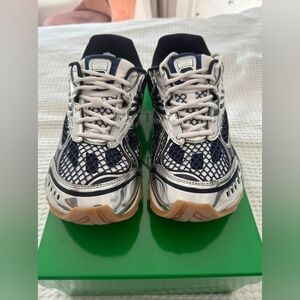 Bottega Veneta Orbit Sneakers